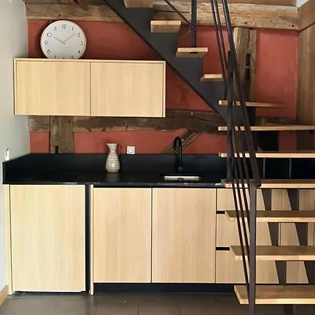 La Huzarde A Montbeugny Pour 4 Pers. Avec Animaux Admis Et Parking - Fr-1-489-599 * Montbeugny