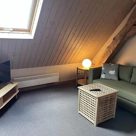 بيت للعطل La Huzarde A Montbeugny Pour 4 Pers. Avec Animaux Admis Et Parking - Fr-1-489-599